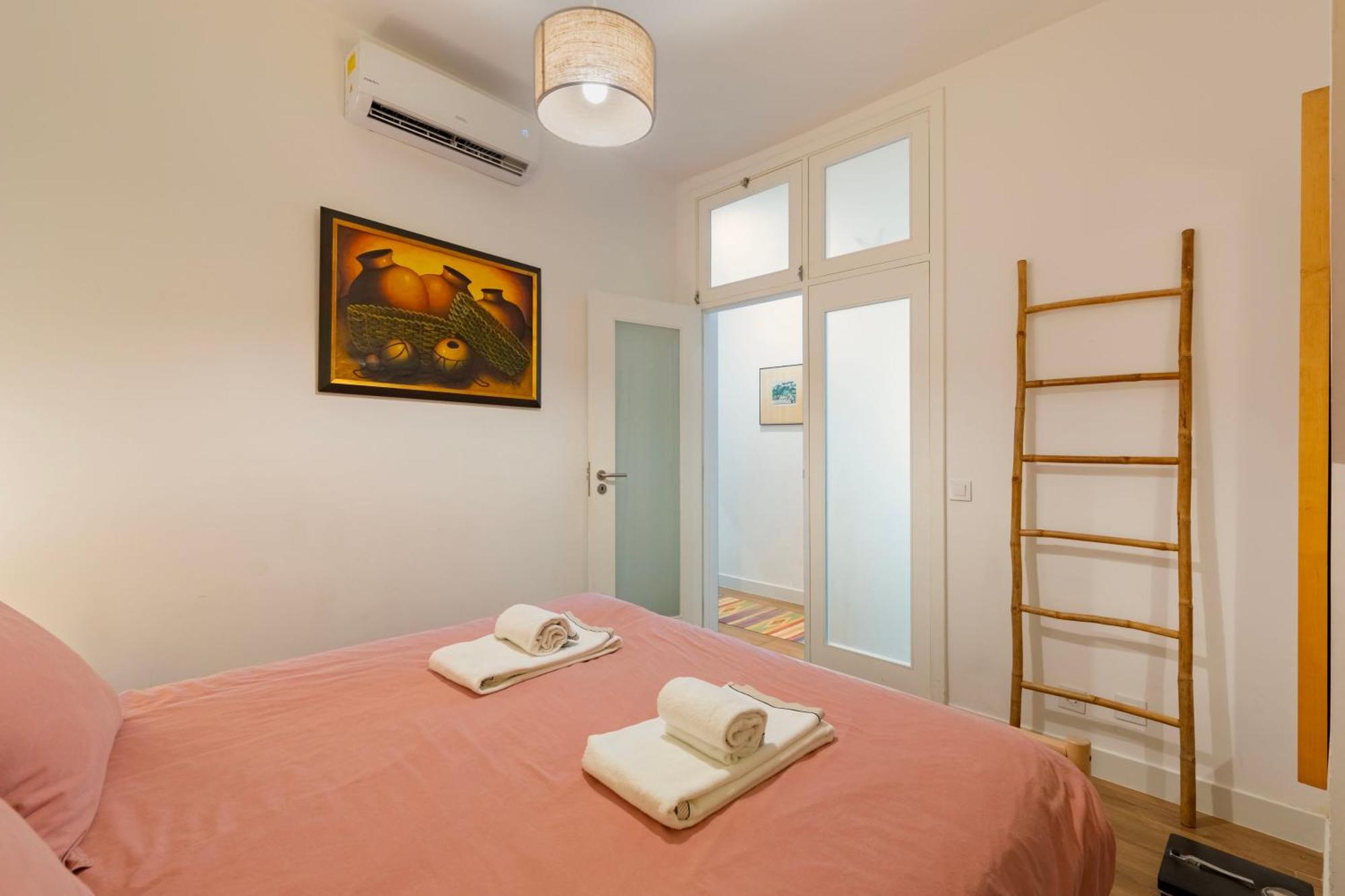 Lisbon Intendente Terrace Apartment With Bbq Luaran gambar
